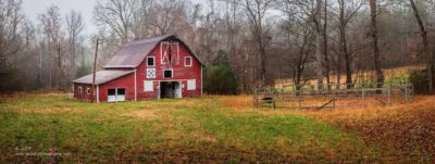 Quilted Barn
5 Stitched images
Canon 5D Mk3, 24-70mm f/2.8LII, Singh-Ray Color Combo Polaizer,