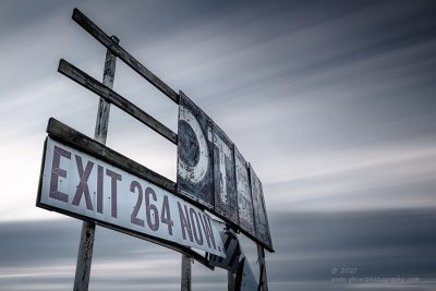 "Motel That Time Forgot",   Canon 5DS R, 24-70mm f/2.8L Mk2, Singh-Ray Color Combo Polarizer, Mor-Slo 10-stop ND Filter, 200 seconds