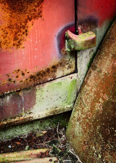 "Texture From Within",   <a href="https://www.bhphotovideo.com/c/search?q=used%20canon%205DS%20R&sts=ma&BI=21392&KBID=23763&SID=DFF&DFF=d50" target="_blank" rel="noopener">Canon 5DS R</a>, <a href="https://www.bhphotovideo.com/c/product/843008-USA/Canon_5175B002_EF_24_70mm_f_2_8L_II.html/BI/21392/KBID/23763/DFF/d10-v21-t1-x342278/SID/DFF" target="_blank" rel="noopener">24-70mm f/2.8L Mk2</a>, <a href="https://singh-ray.com/shop/lb-lighter-brighter-colorcombo-polarizer-color-intensifier/" target="_blank" rel="noopener">Singh-Ray Color Combo Polarizer</a>